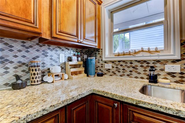 3328 Blodgett Street A, Houston, TX 77004