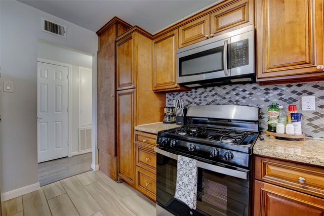3328 Blodgett Street A, Houston, TX 77004