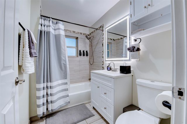 3328 Blodgett Street A, Houston, TX 77004