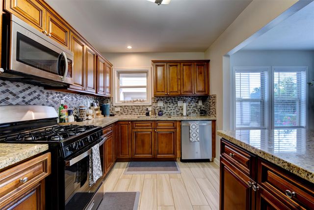 3328 Blodgett Street A, Houston, TX 77004
