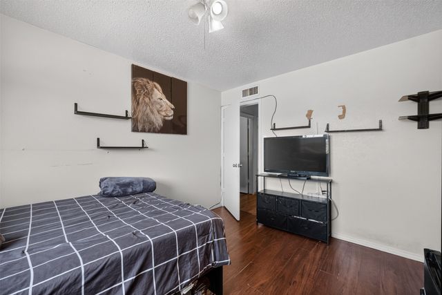 1722 Leicester Street, Garland, TX 75044