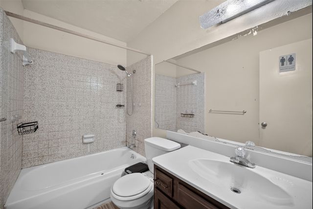1722 Leicester Street, Garland, TX 75044