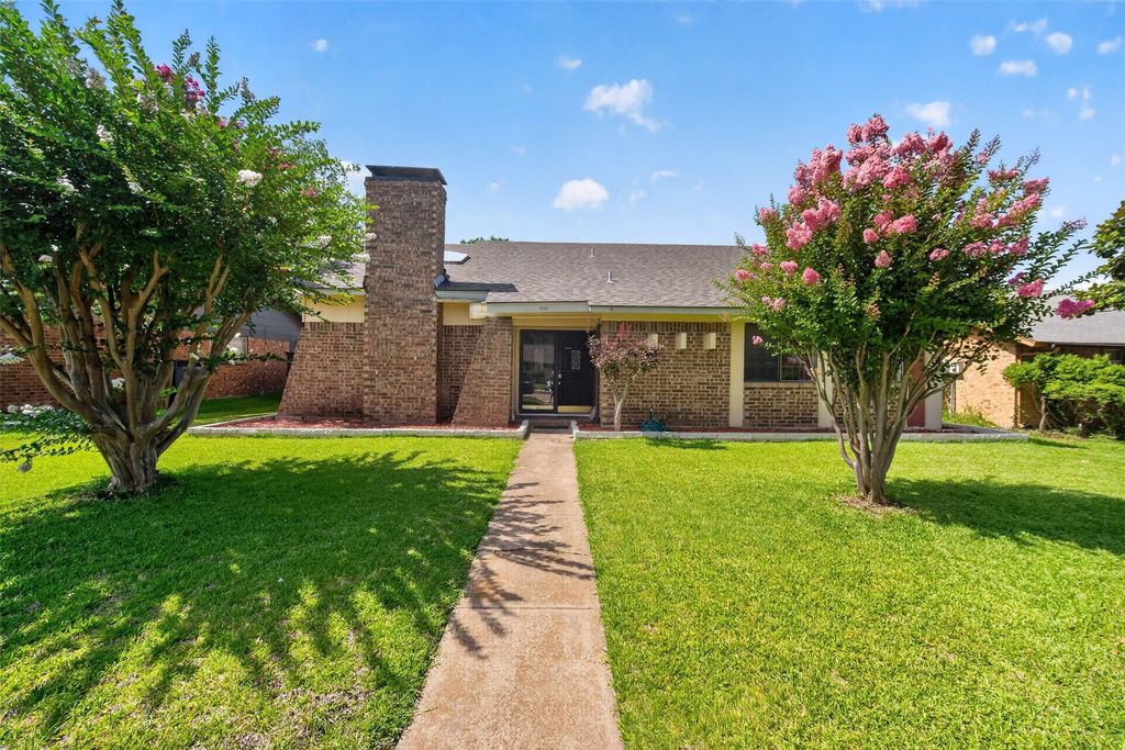 1722 Leicester Street, Garland, TX 75044