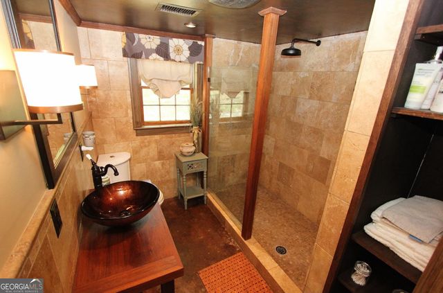 433 S Peachtree Street, Norcross, GA 30071