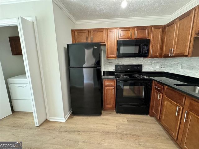 5267 Ridge Forest Drive, Stone Mountain, GA 30083
