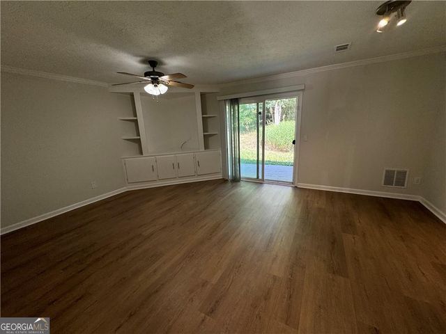 5267 Ridge Forest Drive, Stone Mountain, GA 30083