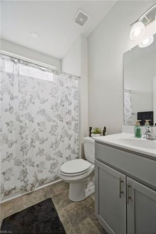 107 Long Cove DR, Suffolk, VA 23435