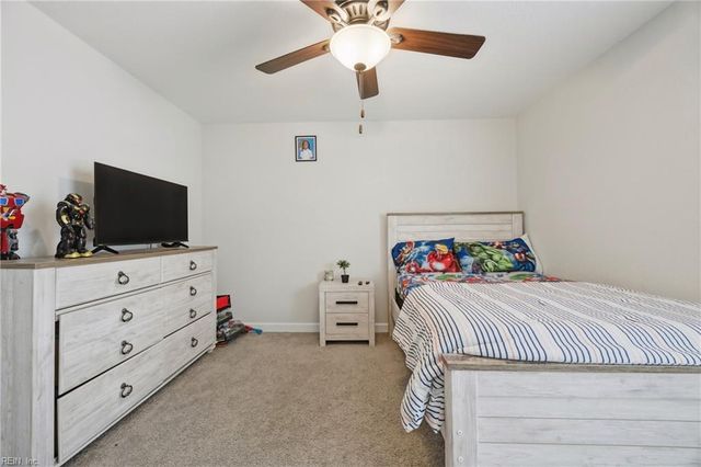 107 Long Cove DR, Suffolk, VA 23435