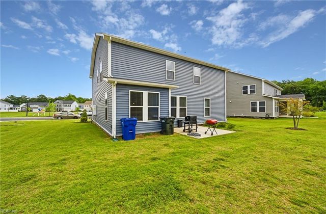 107 Long Cove DR, Suffolk, VA 23435