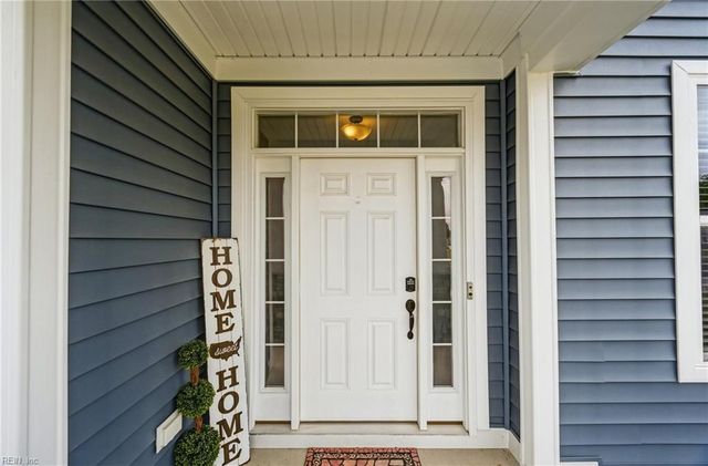 107 Long Cove DR, Suffolk, VA 23435