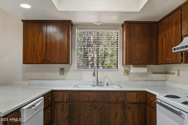 8460 W LOUTHIAN Lane, Strawberry, AZ 85544