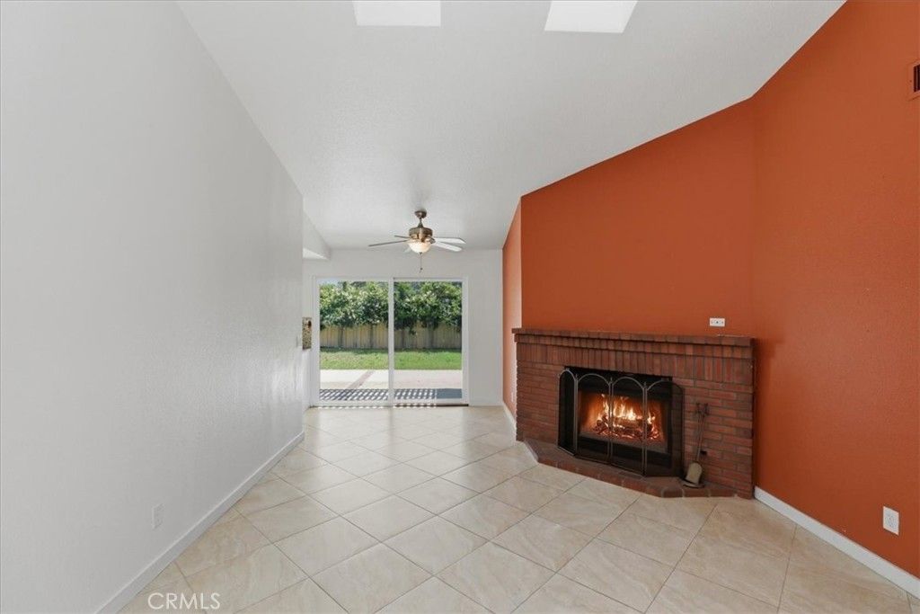 Image 17 of property listing at 1742 Cambridge Circle, Redlands, CA 92374