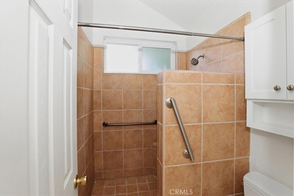 Image 30 of property listing at 1742 Cambridge Circle, Redlands, CA 92374