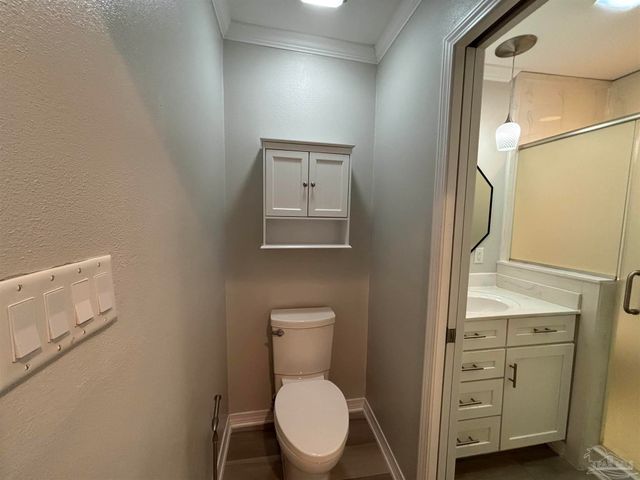 2007 Gadsden St 103, Pensacola, FL 32501