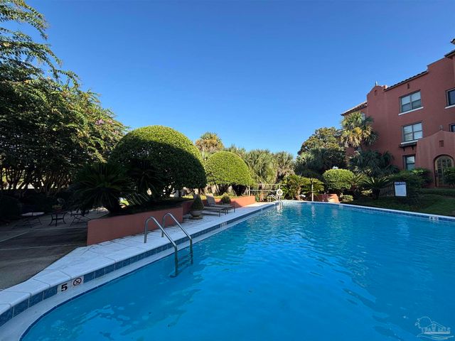 2007 Gadsden St 103, Pensacola, FL 32501