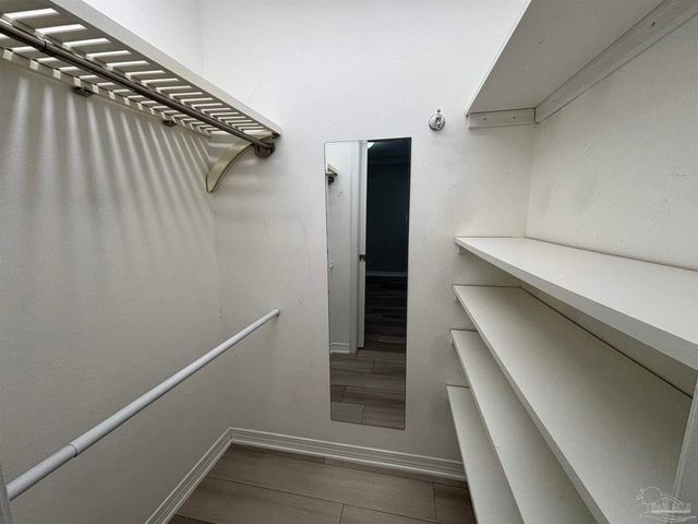 2007 Gadsden St 103, Pensacola, FL 32501