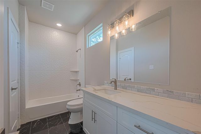 2414 Sam Wilson 001 Street, Houston, TX 77020