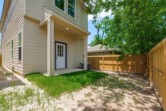 2414 Sam Wilson 001 Street, Houston, TX 77020