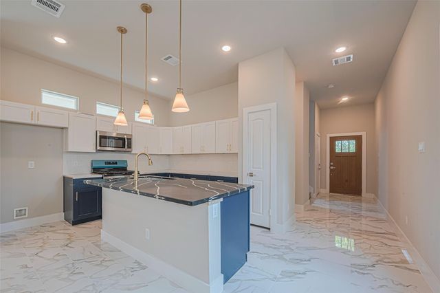 2414 Sam Wilson 001 Street, Houston, TX 77020