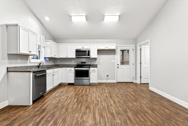 164 Brooks Ln, Erin, TN 37061