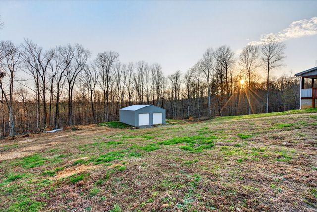 164 Brooks Ln, Erin, TN 37061