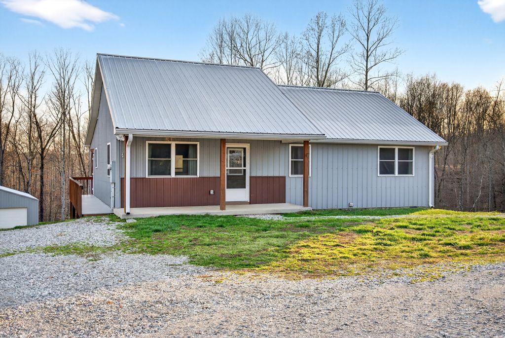 164 Brooks Ln, Erin, TN 37061