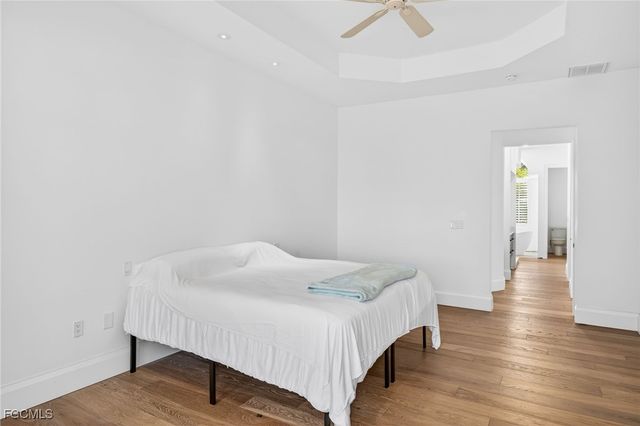 9008 Mockingbird DR, Sanibel, FL 33957