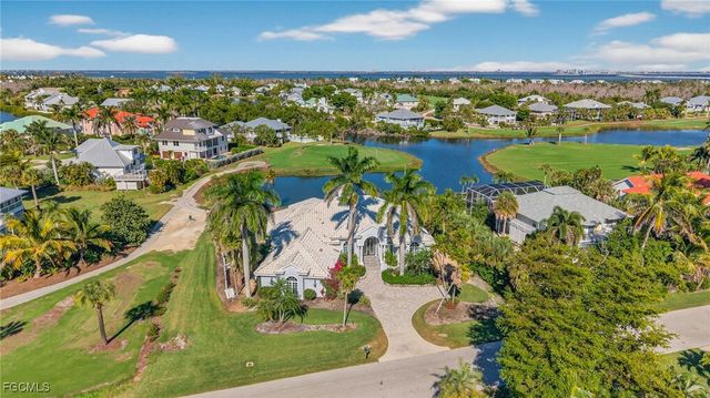 9008 Mockingbird DR, Sanibel, FL 33957