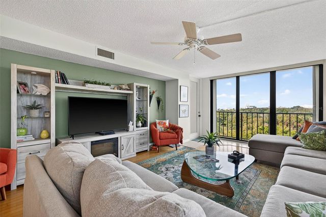 220 BELLEVIEW BOULEVARD 804, Belleair, FL 33756