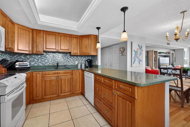 220 BELLEVIEW BOULEVARD 804, Belleair, FL 33756