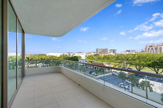 200 Arkona Court 401, West Palm Beach, FL 33401