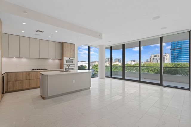 200 Arkona Court 401, West Palm Beach, FL 33401