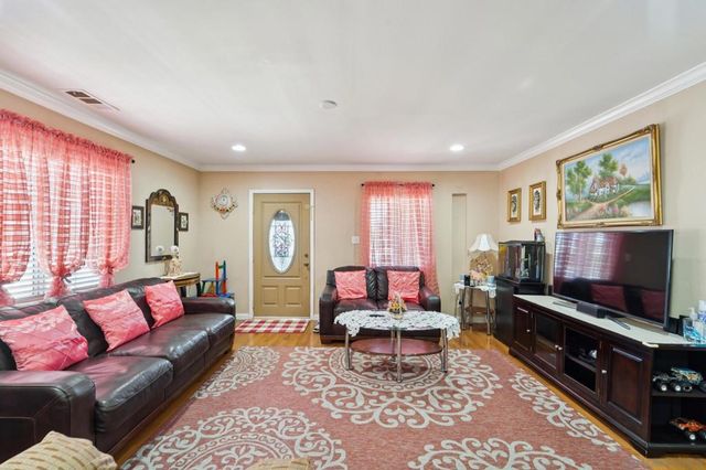 1622 W 223Rd St, Torrance, CA 90501