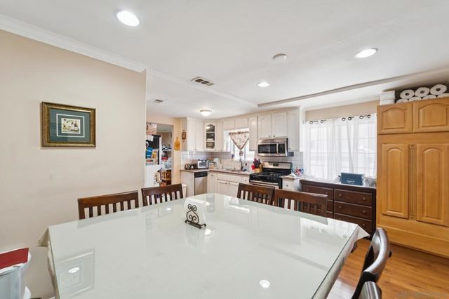 1622 W 223Rd St, Torrance, CA 90501