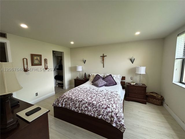10130 Sunrise Lakes Blvd 207, Sunrise, FL 33322