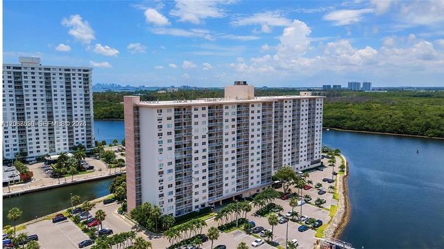 400 Kings Point Drive 714, Sunny Isles Beach, FL 33160