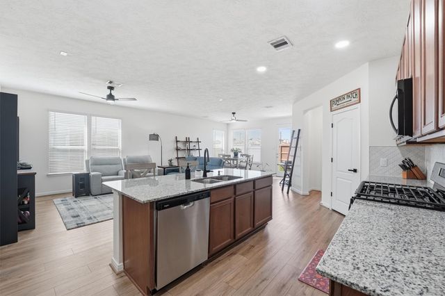 1717 Vista Luna Drive, Texas City, TX 77591