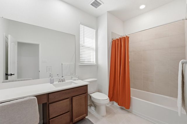 1717 Vista Luna Drive, Texas City, TX 77591