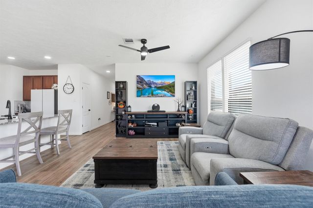 1717 Vista Luna Drive, Texas City, TX 77591
