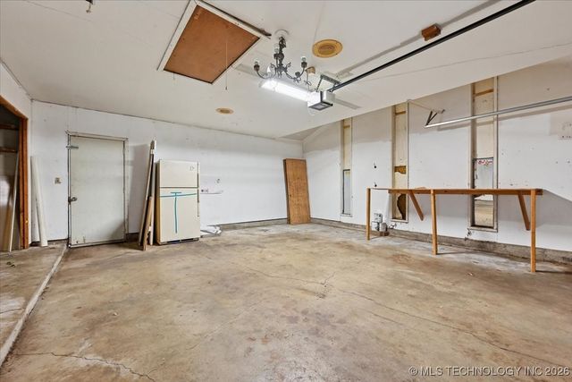 1634 S 107th East Avenue, Tulsa, OK 74128