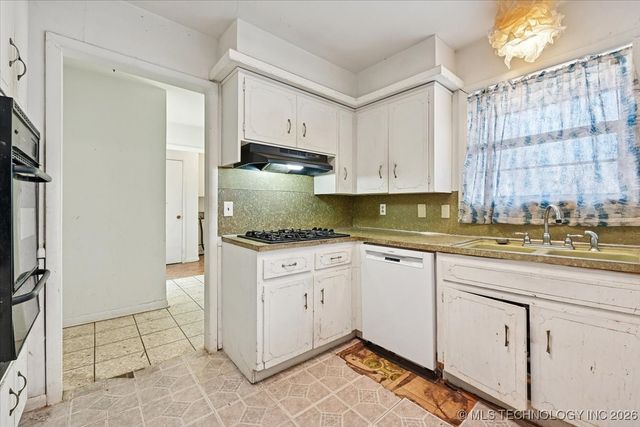 1634 S 107th East Avenue, Tulsa, OK 74128