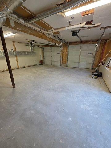 46 Old Powder House Rd, Lakeville, MA 02347
