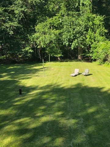 46 Old Powder House Rd, Lakeville, MA 02347