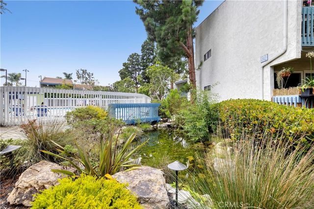 902 Camino Real 207, Redondo Beach, CA 90277