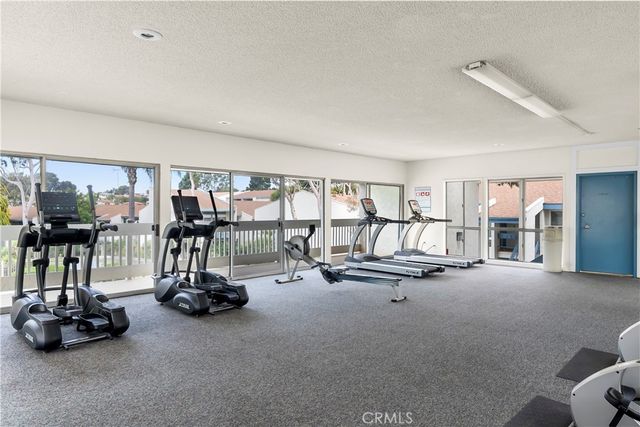 902 Camino Real 207, Redondo Beach, CA 90277