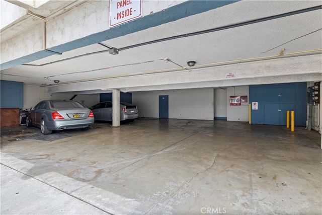 902 Camino Real 207, Redondo Beach, CA 90277