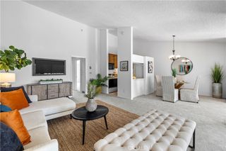 902 Camino Real 207, Redondo Beach, CA 90277