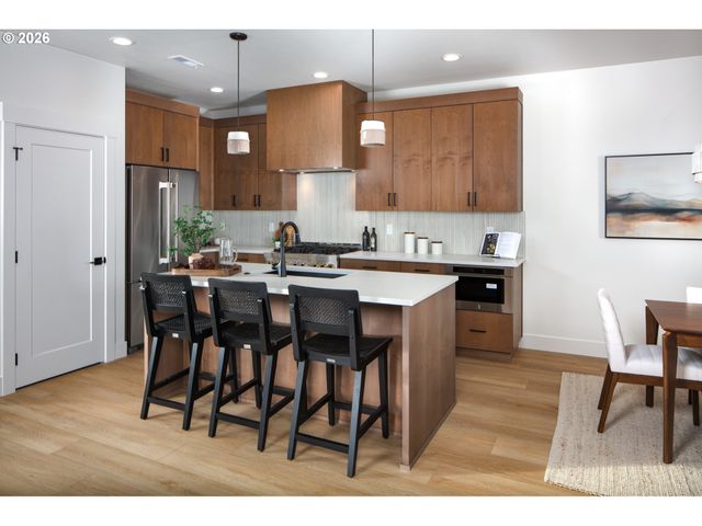 1110 Rock Creek Rd, Hood River, OR 97031