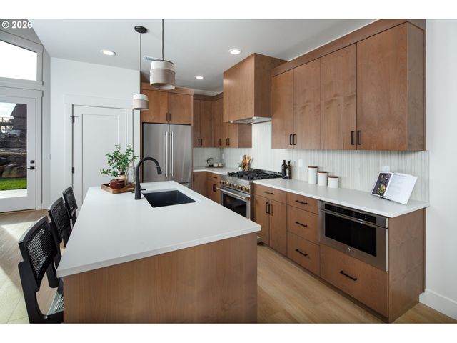 1110 Rock Creek Rd, Hood River, OR 97031