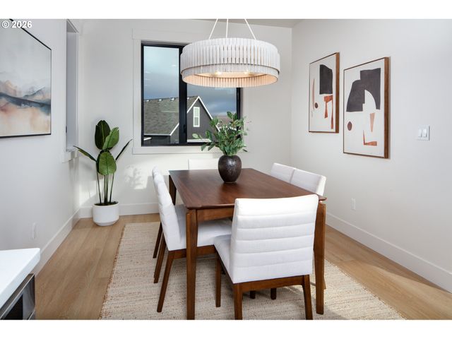 1110 Rock Creek Rd, Hood River, OR 97031